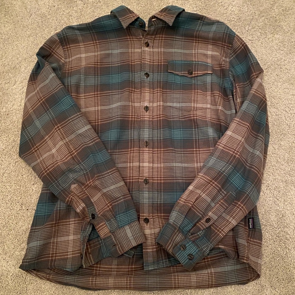 Patagonia Men’s Long Sleeved Pima Cotton Shirt